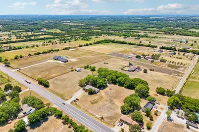 5433 State Highway 160, Whitewright, TX 75491 - Photo 9