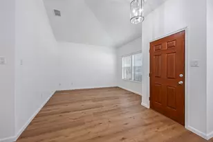 5819 Midnight Ln, Grand Prairie, TX 75052 - Photo 7
