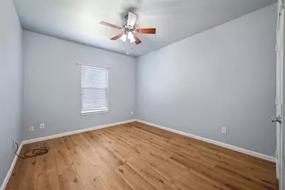 5819 Midnight Lane, Grand Prairie, TX 75052 - Photo 13