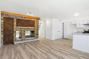 5810 Marina Dr, Garland, TX 75043 - Photo 3