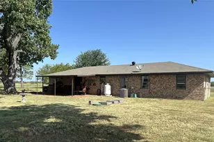 1689 W Fm 898, Bonham, TX 75418 - Photo 9