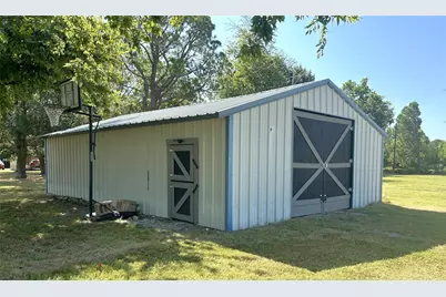 1689 W Fm 898, Bonham, TX 75418 - Photo 11