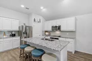 3728 Maroon Creek Rd, Aubrey, TX 76227 - Photo 9