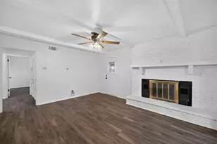 1715 Jenkins Ln, Glenn Heights, TX 75154 - Photo 7