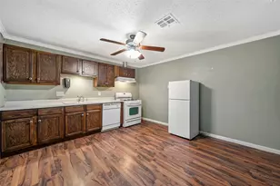 1807 S 19th St, Waco, TX 76706 - Photo 9