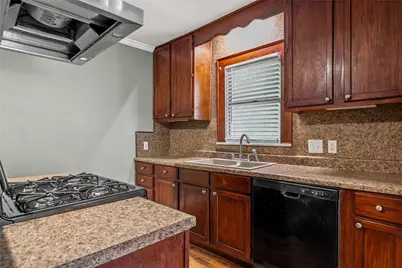 1807 S 19th Street, Waco, TX 76706 - Photo 3