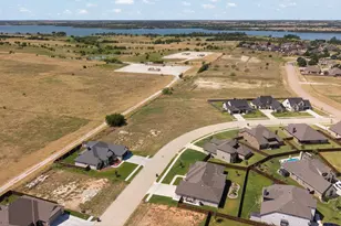 1823 Sudbury Dr, Cleburne, TX 76033 - Photo 1