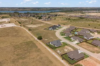 1823 Sudbury Drive, Cleburne, TX 76033 - Photo 7