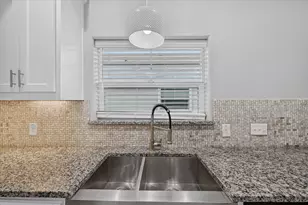 608 E College St, Sherman, TX 75090 - Photo 7