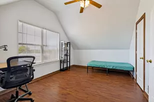 11001 Shady Oaks Dr, Runaway Bay, TX 76426 - Photo 9