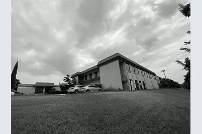 1039 N Interstate 35 Highway N #E, Carrollton, TX 75006 - Photo 11