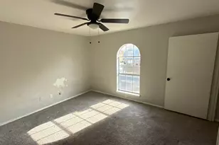 1907 Nolen Ct, Arlington, TX 76012 - Photo 15