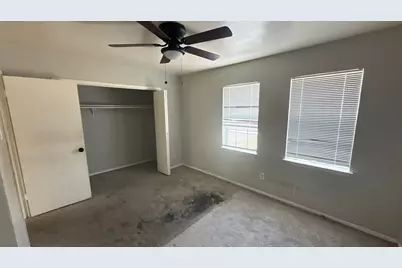 1907 Nolen Court, Arlington, TX 76012 - Photo 15
