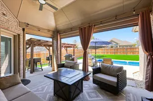 1863 Silver Birch Rd, Waxahachie, TX 75165 - Photo 1