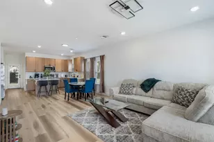 2749 Bethurum Ave, Dallas, TX 75215 - Photo 7