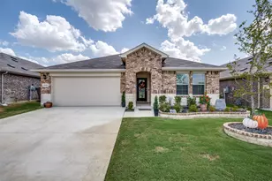 5529 Legends Wy, Krum, TX 76249 - Photo 1