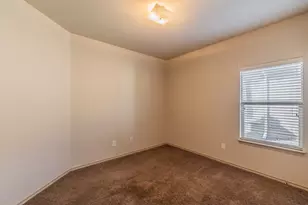 10844 Irish Glen Trail, Fort Worth, TX 76052 - Photo 33