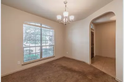 10844 Irish Glen Trail, Fort Worth, TX 76052 - Photo 5