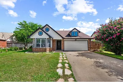 3253 Beavers Bend Trail, Grand Prairie, TX 75052 - Photo 1