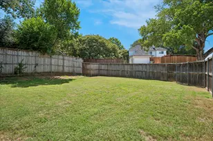 1902 Buffalo Bend Dr, Lewisville, TX 75067 - Photo 25