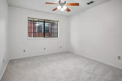 1902 Buffalo Bend Drive, Lewisville, TX 75067 - Photo 19