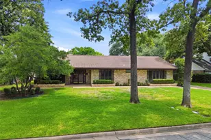 2308 Briarwood Blvd, Arlington, TX 76013 - Photo 1