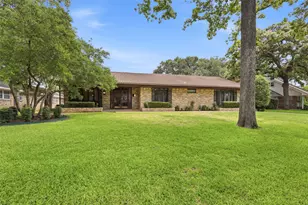 2308 Briarwood Blvd, Arlington, TX 76013 - Photo 5