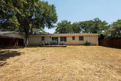 64 Somerset Terrace, Bedford, TX 76022 - Photo 35