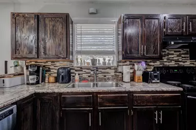 64 Somerset Terrace, Bedford, TX 76022 - Photo 11