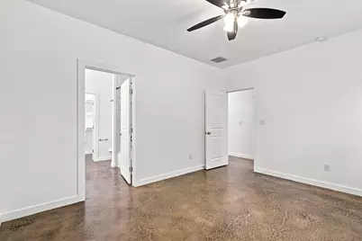 104 E Forest Avenue, Sherman, TX 75090 - Photo 15