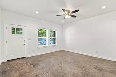 104 E Forest Avenue, Sherman, TX 75090 - Photo 7