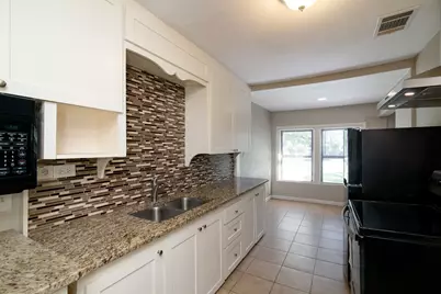 207 Hackberry Street, Terrell, TX 75160 - Photo 7