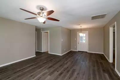 207 Hackberry Street, Terrell, TX 75160 - Photo 5
