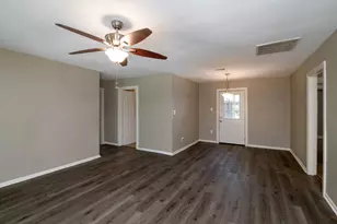 207 Hackberry St, Terrell, TX 75160 - Photo 5