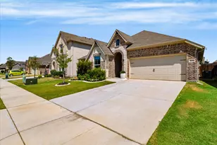 615 Frio Ln, Aubrey, TX 76227 - Photo 3