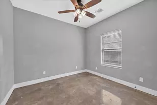 707 E Woodard St, Denison, TX 75021 - Photo 17