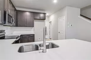 6717 Glimfeather Dr, Fort Worth, TX 76179 - Photo 7