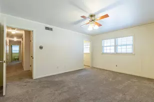2157 Ivanhoe Ln, Abilene, TX 79605 - Photo 17
