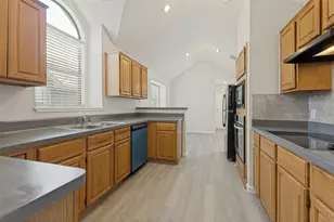 2403 Springfield Dr, Mesquite, TX 75181 - Photo 9