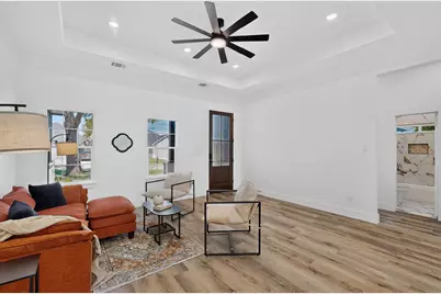 707 W Turner Street, Wolfe City, TX 75496 - Photo 9