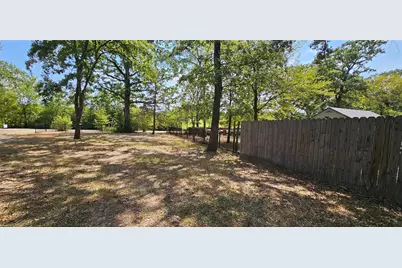 509 Hillcrest Drive, Tool, TX 75143 - Photo 15