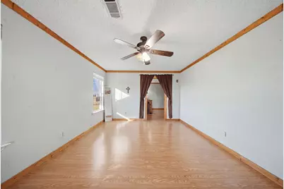12509 Strittmatter Road, Pilot Point, TX 76258 - Photo 9
