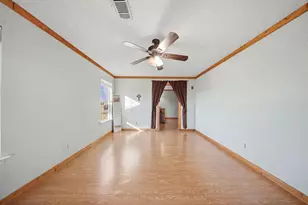 12509 Strittmatter Rd, Pilot Point, TX 76258 - Photo 9
