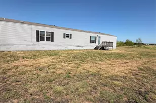 408 Co Rd 4415, Whitewright, TX 75491 - Photo 29