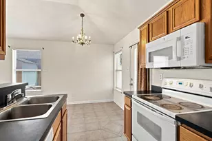 616 Mustang Ct, Little Elm, TX 75068 - Photo 13
