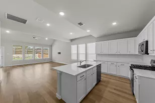 3818 Livingston Dr, Farmersville, TX 75442 - Photo 7
