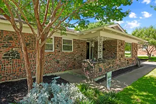 3517 Wooten Dr, Fort Worth, TX 76133 - Photo 3