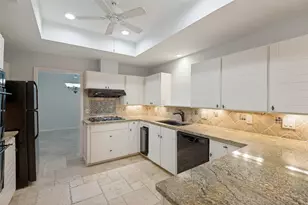 9 Country Lake Dr, Carrollton, TX 75006 - Photo 9