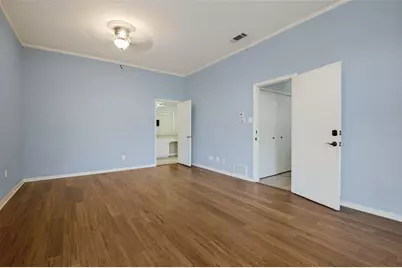 9 Country Lake Drive, Carrollton, TX 75006 - Photo 11