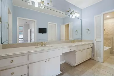 9 Country Lake Drive, Carrollton, TX 75006 - Photo 13